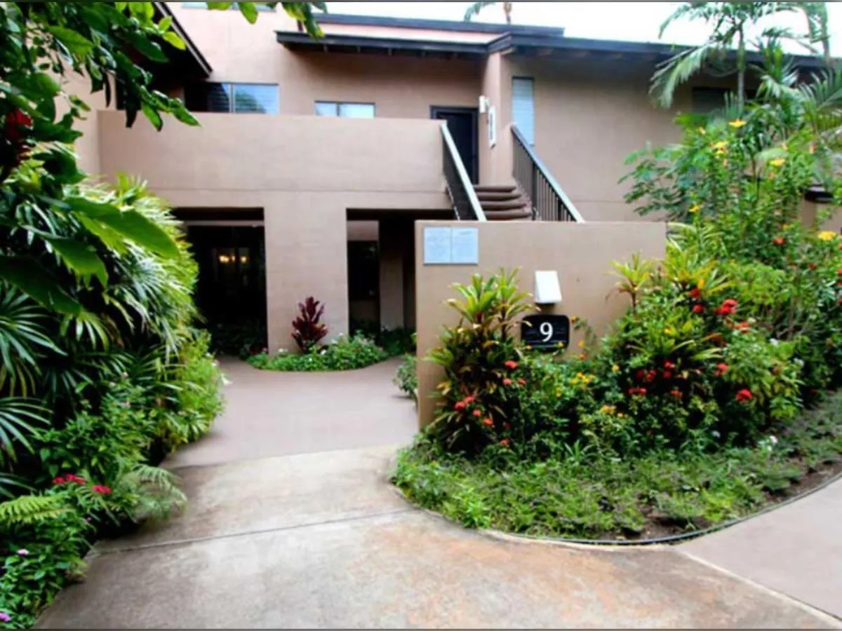 Aparthotel 9B Ekahi Village-Studio Bath, Garden View - 1 Minute Stroll To Beach! Wailea  United States